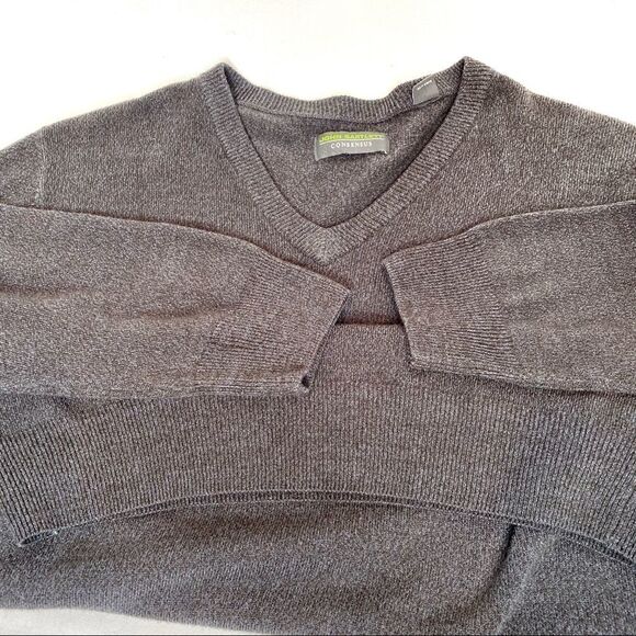 John Bartlett consensus charcoal v neck sweater - Picture 12 of 14